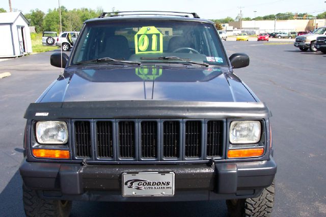 Jeep Cherokee 2001 photo 1