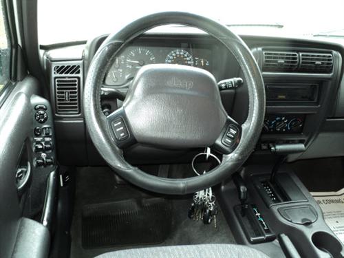 Jeep Cherokee 2001 photo 3