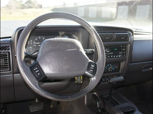 Jeep Cherokee 2001 photo 1