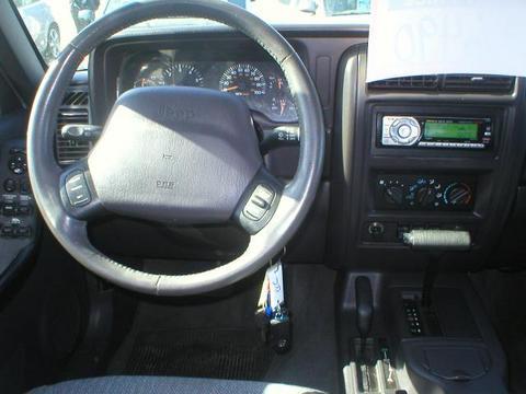 Jeep Cherokee 2001 photo 2