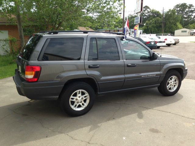 Jeep Cherokee 2004 photo 2