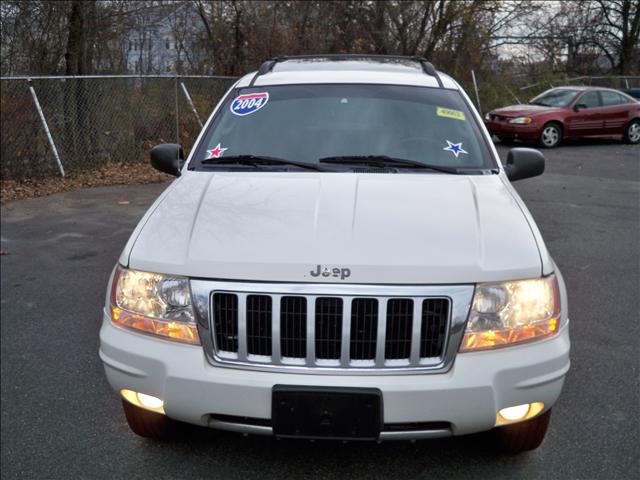 Jeep Cherokee 2004 photo 1