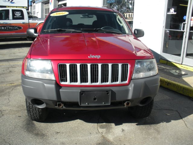 Jeep Cherokee 2004 photo 1