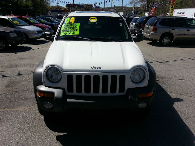 Jeep Cherokee 2004 photo 5