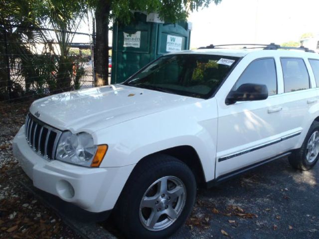 Jeep Cherokee 2006 photo 1