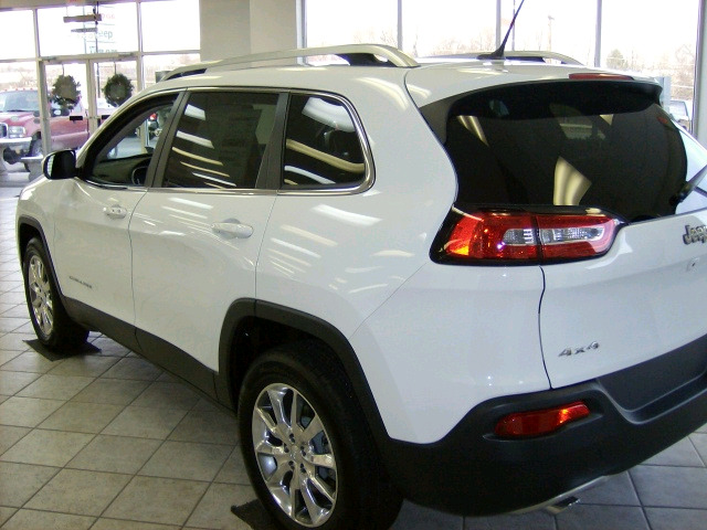 Jeep Cherokee 2014 photo 3