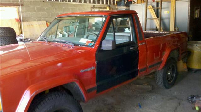Jeep Comanche 1988 photo 1