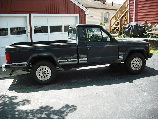 Jeep Comanche 1988 photo 2