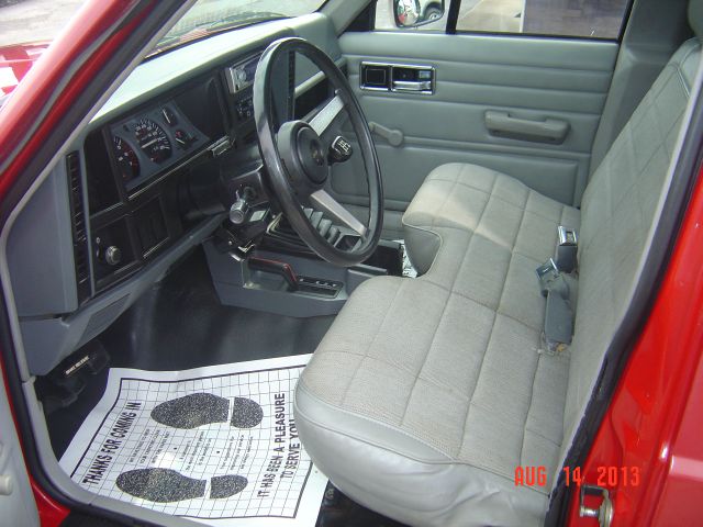 Jeep Comanche 1991 photo 2