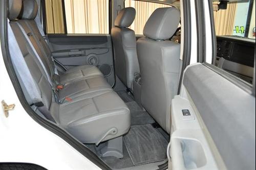 Jeep Commander 2006 photo 2