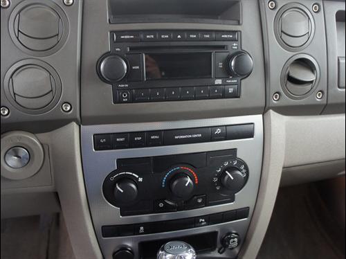 Jeep Commander 2006 photo 4