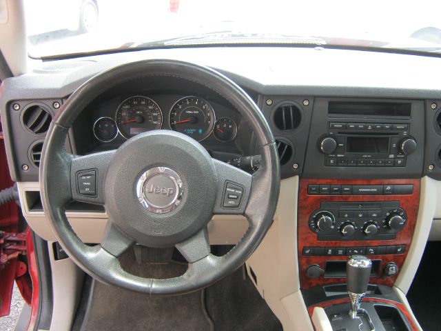 Jeep Commander 2006 photo 4