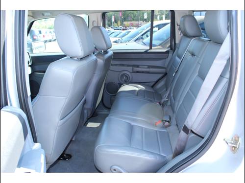 Jeep Commander 2006 photo 2