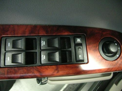 Jeep Commander 2006 photo 2