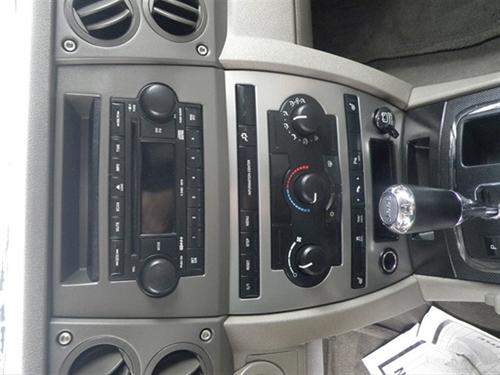 Jeep Commander 2006 photo 2