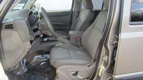 Jeep Commander 2006 photo 1