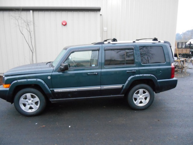 Jeep Commander 2006 photo 2