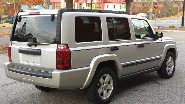 Jeep Commander 2006 photo 2