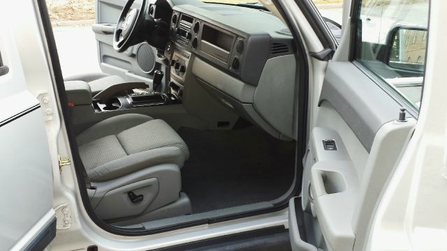 Jeep Commander 2006 photo 3