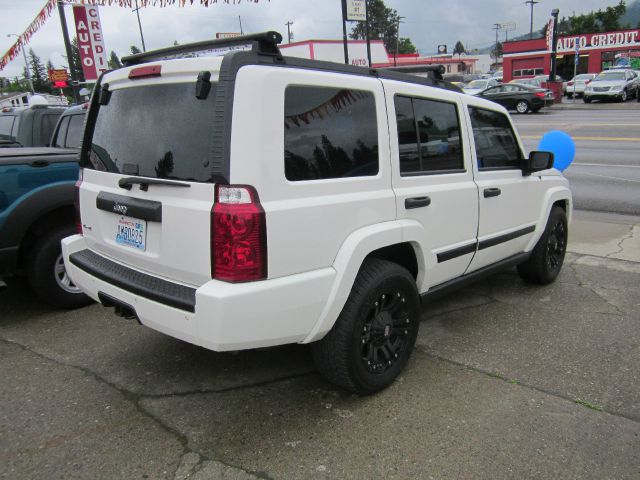 Jeep Commander 2006 photo 1