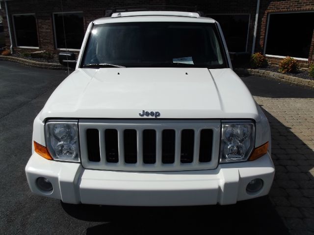 Jeep Commander 2006 photo 1