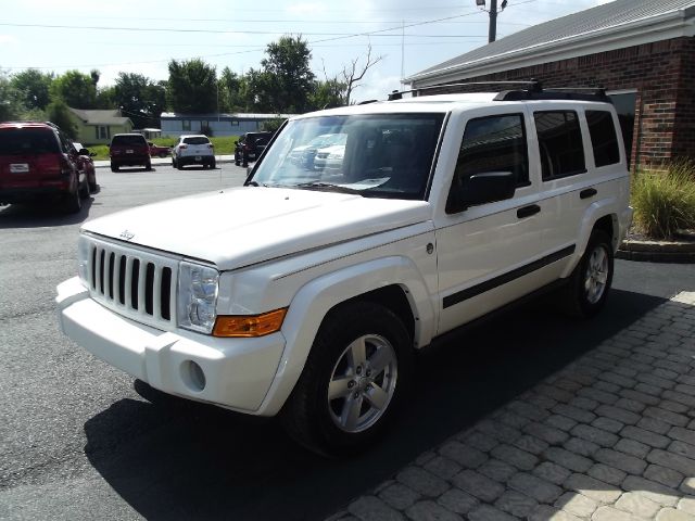 Jeep Commander 2006 photo 2