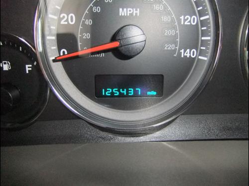 Jeep Commander 2006 photo 2