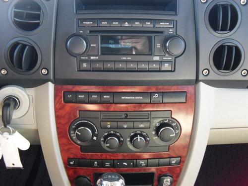 Jeep Commander 2006 photo 1
