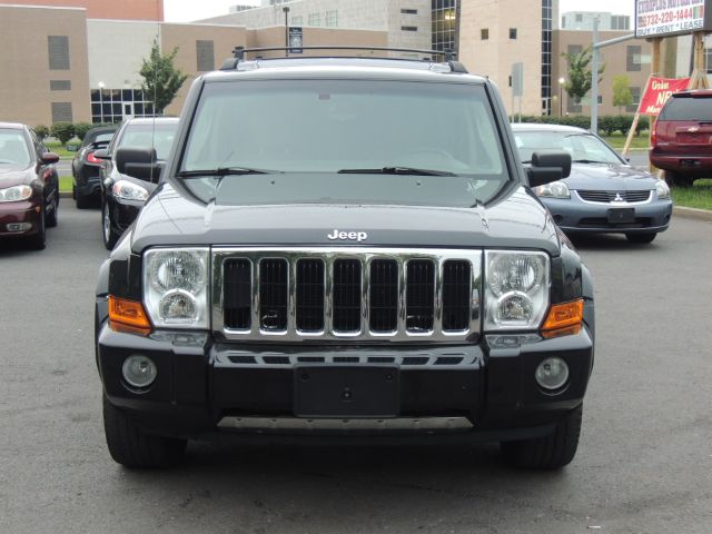 Jeep Commander Super SUV