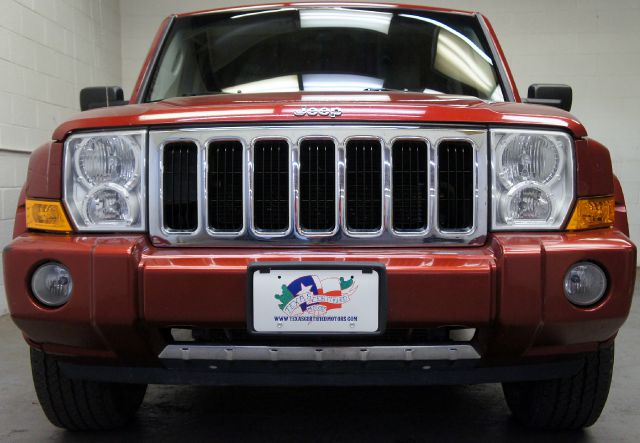 Jeep Commander Super SUV