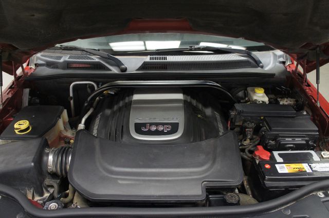 Jeep Commander 2006 photo 1