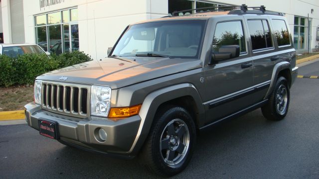 Jeep Commander Ram 3500 Diesel 2-WD SUV