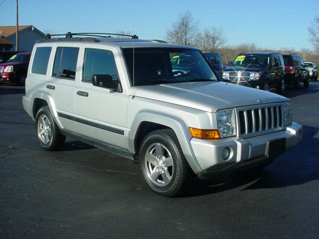 Jeep Commander 2006 photo 1