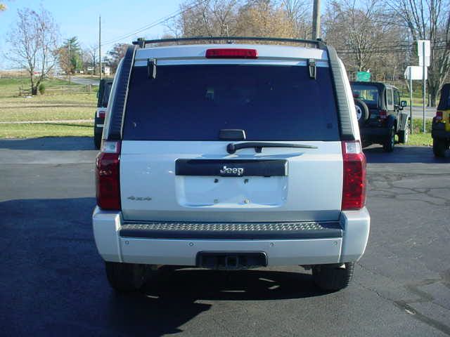 Jeep Commander 2006 photo 4