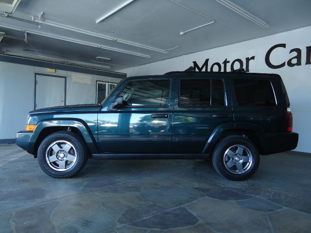 Jeep Commander 4wd SUV