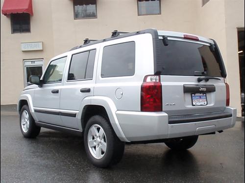 Jeep Commander 2006 photo 2