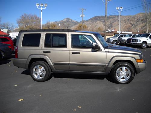 Jeep Commander 2006 photo 2