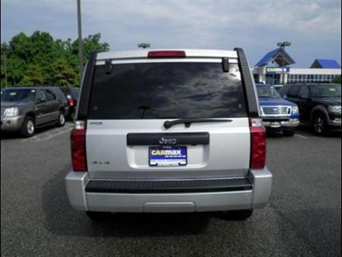 Jeep Commander 2006 photo 4