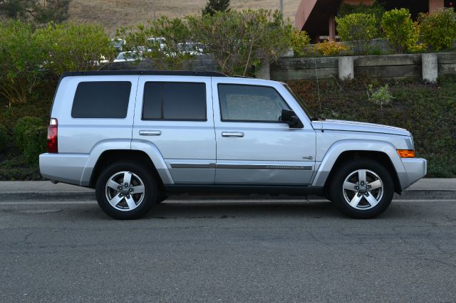 Jeep Commander 2006 photo 3