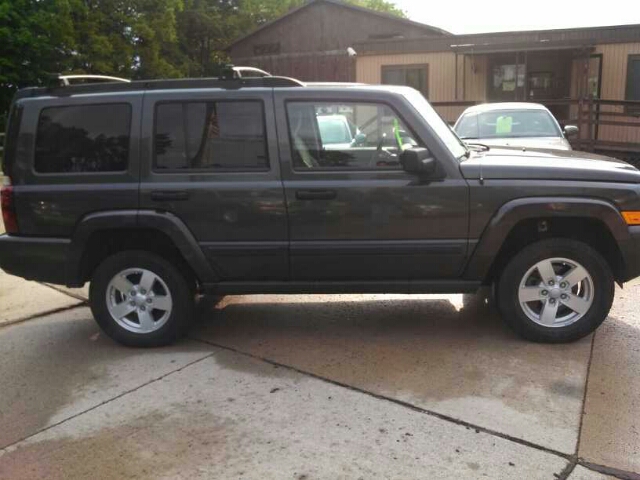 Jeep Commander 2006 photo 13