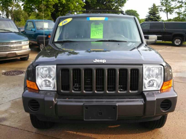 Jeep Commander 2006 photo 14