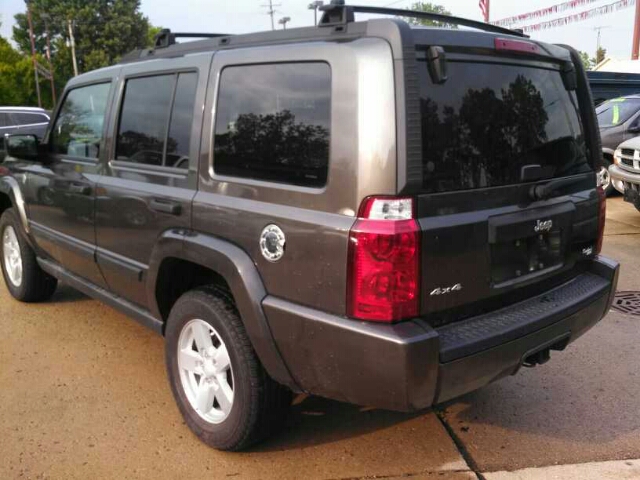 Jeep Commander 2006 photo 2