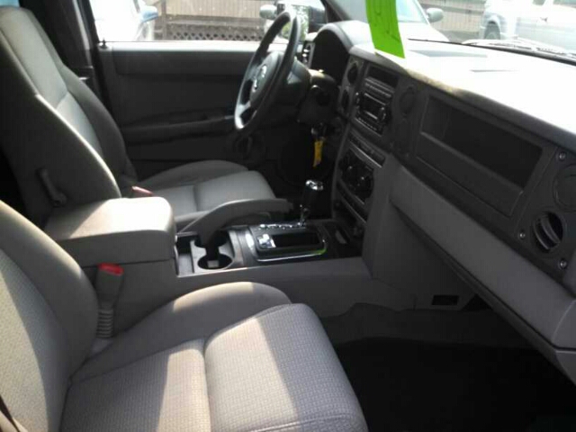 Jeep Commander 2006 photo 9