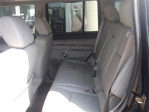 Jeep Commander 2006 photo 2