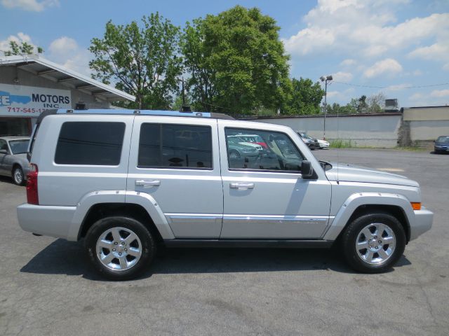 Jeep Commander Super SUV
