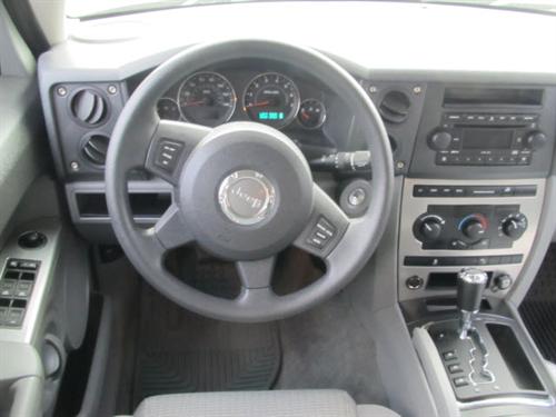 Jeep Commander 2006 photo 2