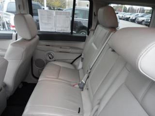 Jeep Commander 2006 photo 1