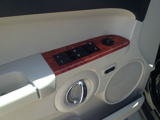 Jeep Commander 2006 photo 8