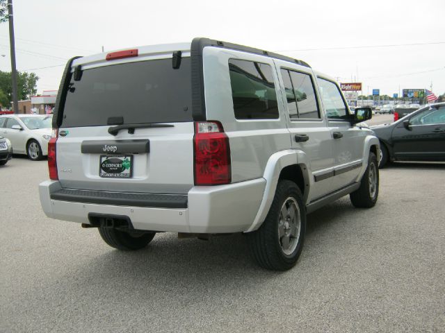 Jeep Commander 2006 photo 1