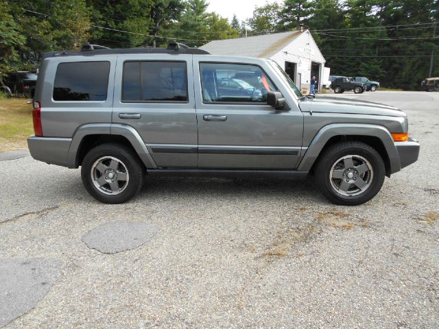 Jeep Commander 2007 photo 2